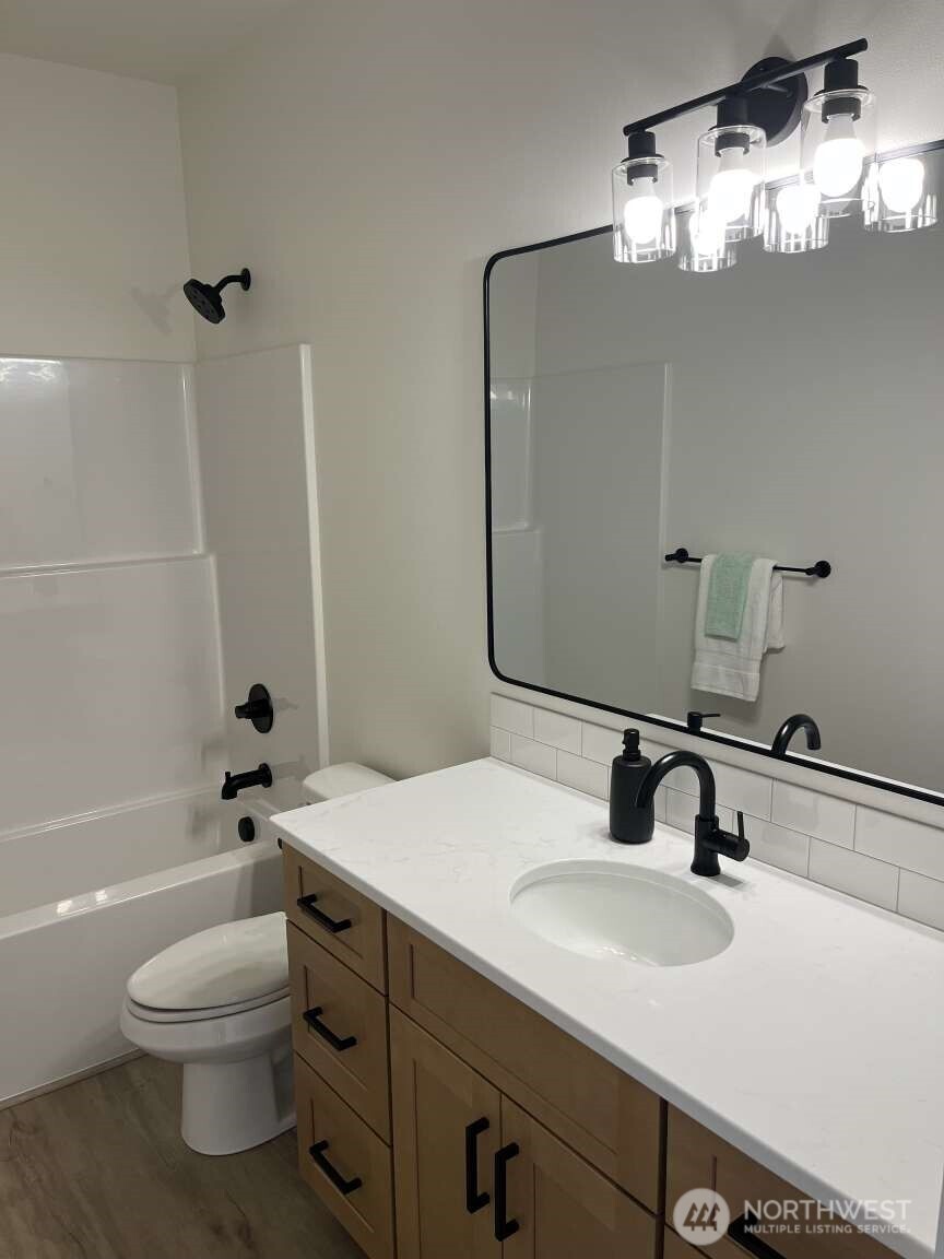 2180 Lagerwey Circle Property Photo 13