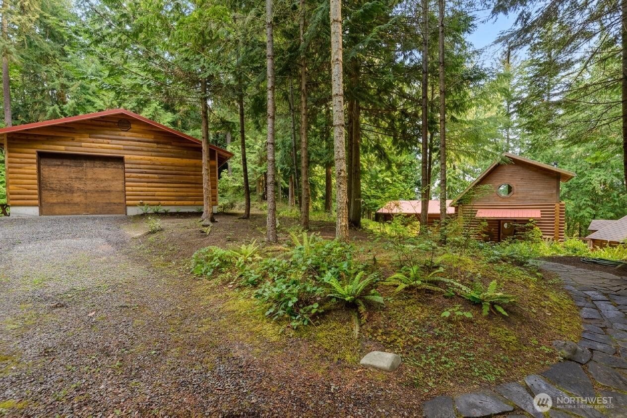 214 Cougar Crest Road Property Photo 22