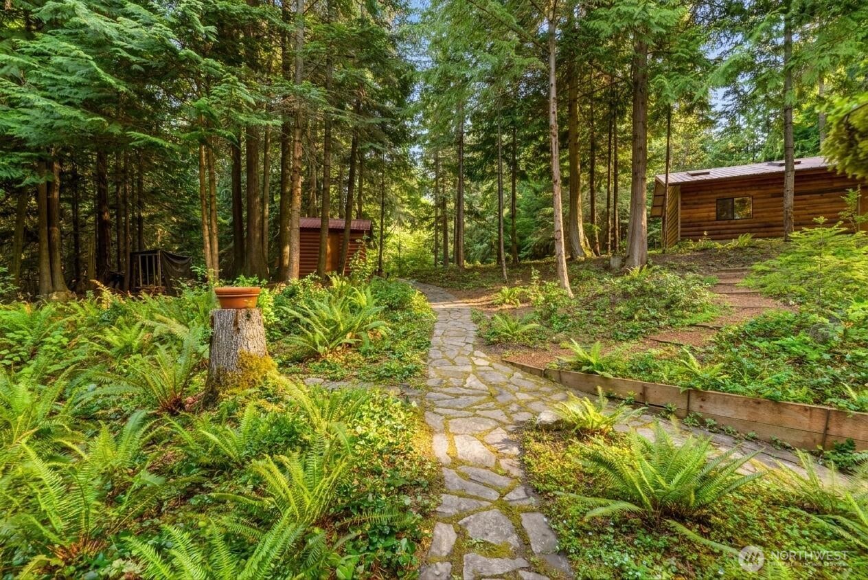 214 Cougar Crest Road Property Photo 27