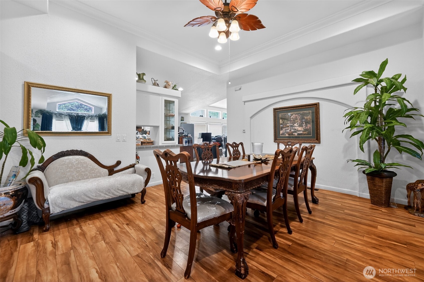 2520888 Property Photo 11
