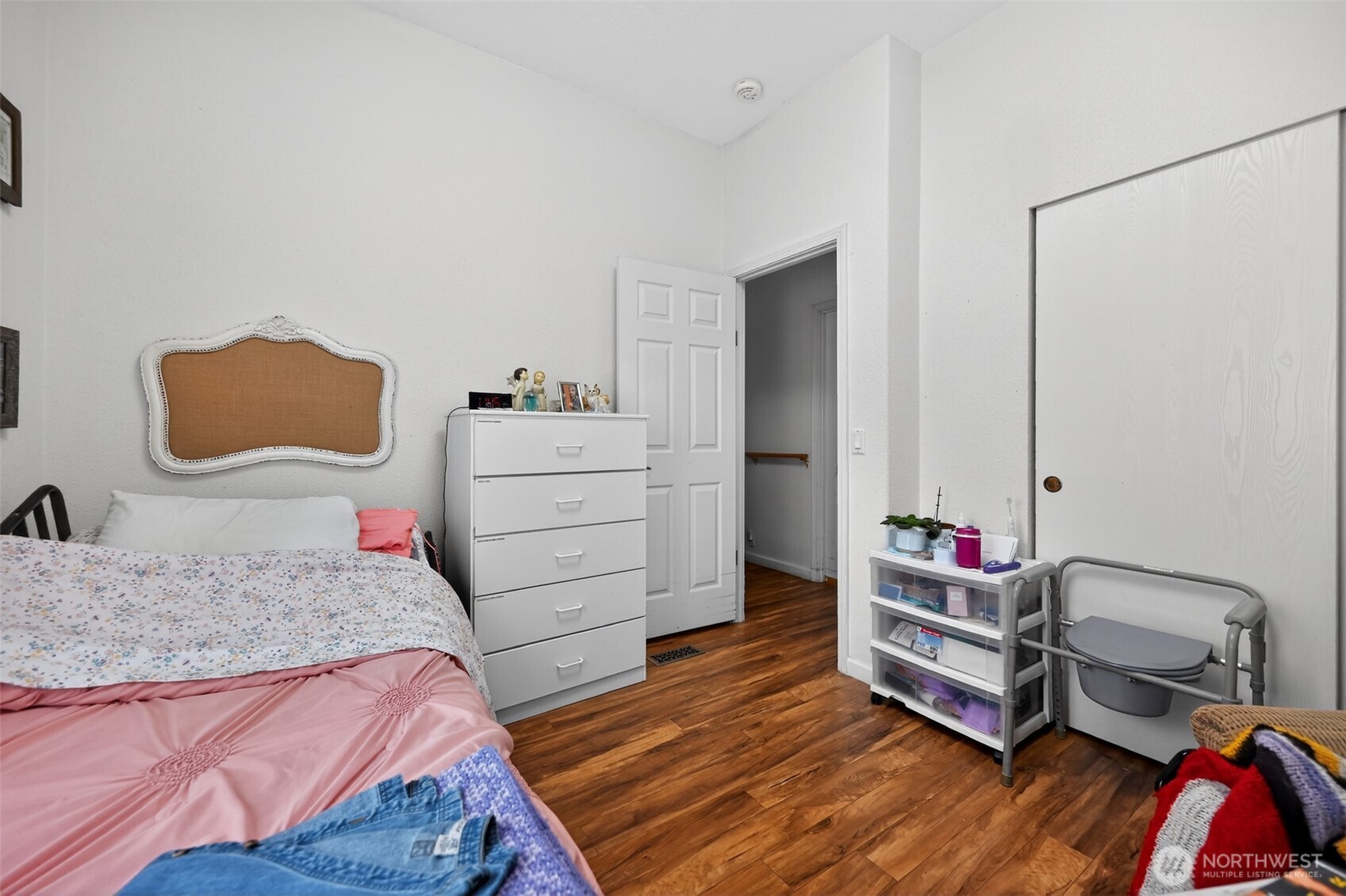 2520888 Property Photo 13
