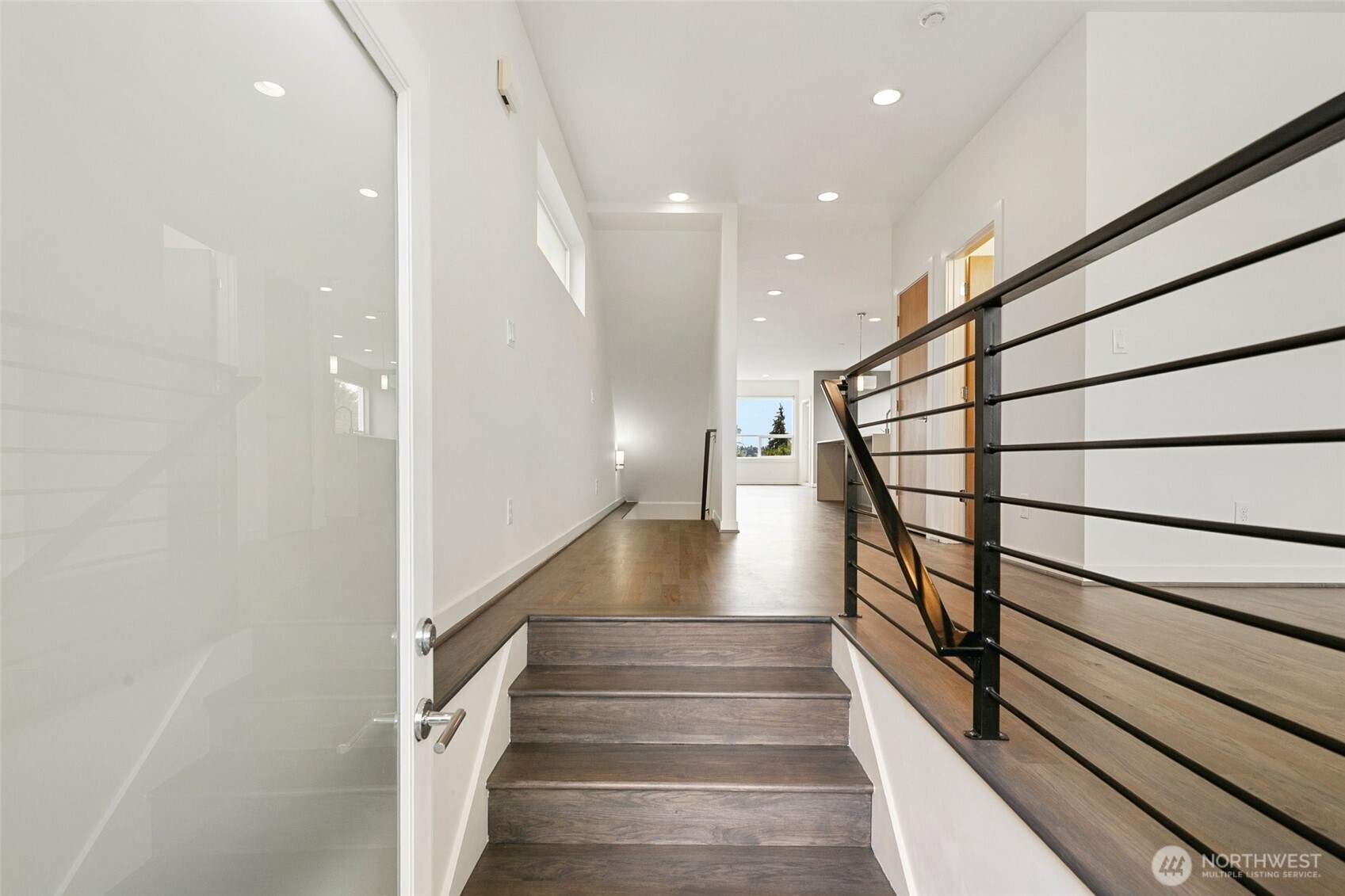 221 Nw 50th Street Property Photo 3