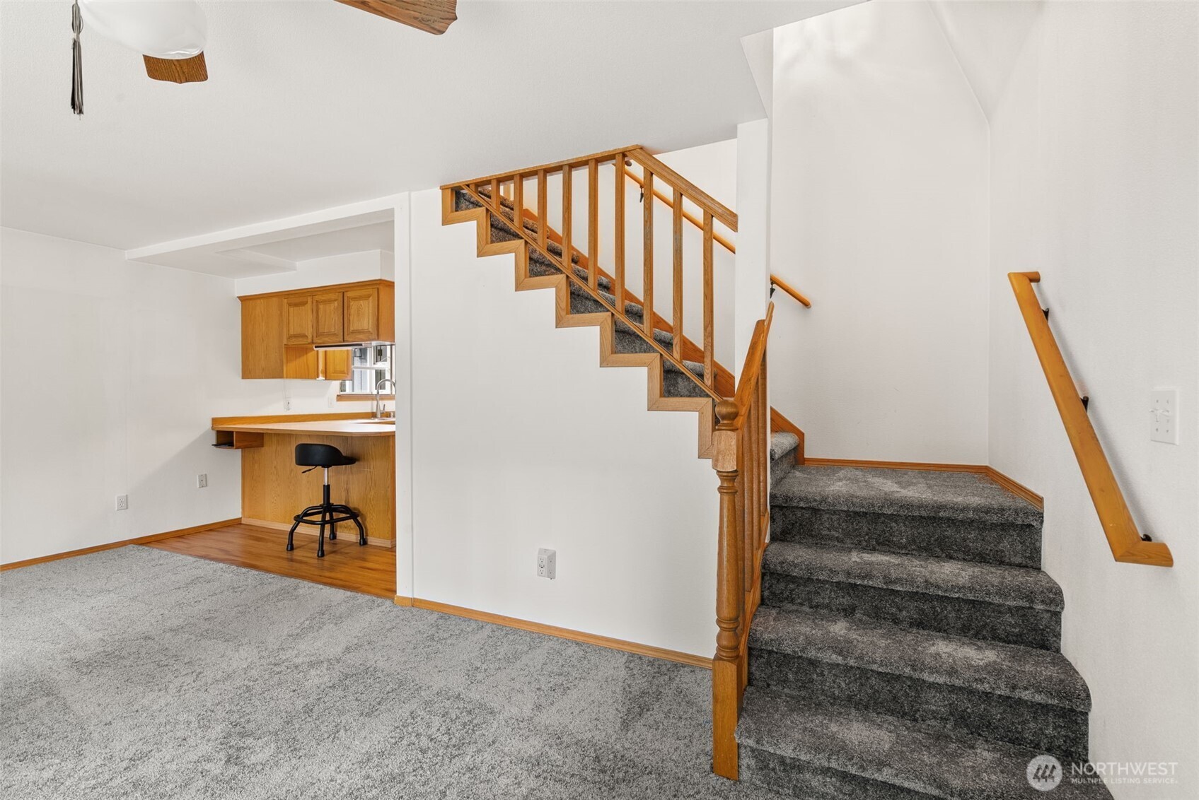 261 N Olympic Way Property Photo 14