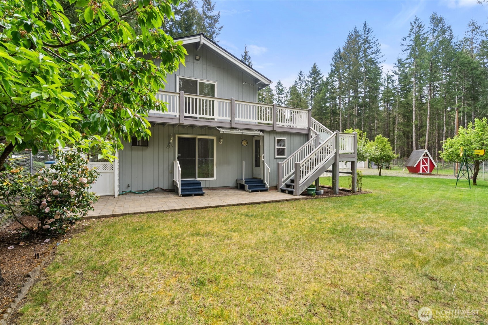 261 N Olympic Way Property Photo 23