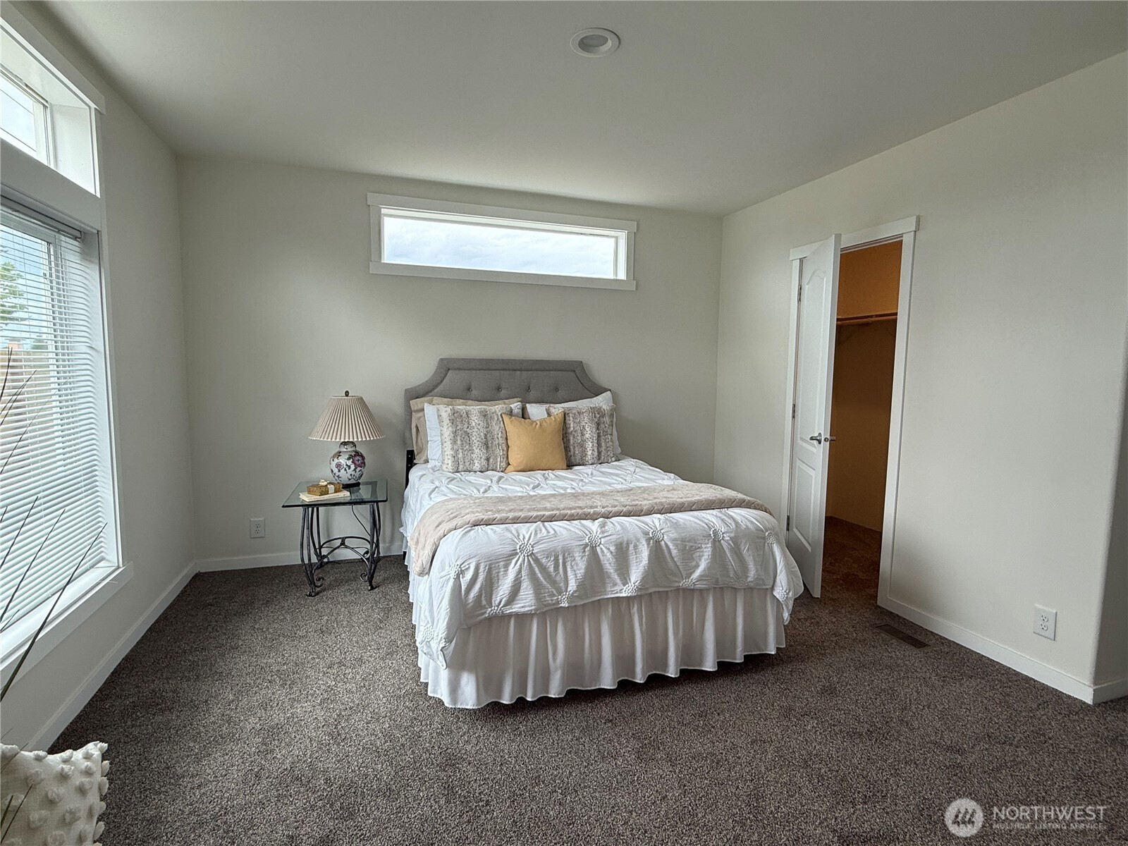 861 N Iris Avenue Property Photo 12