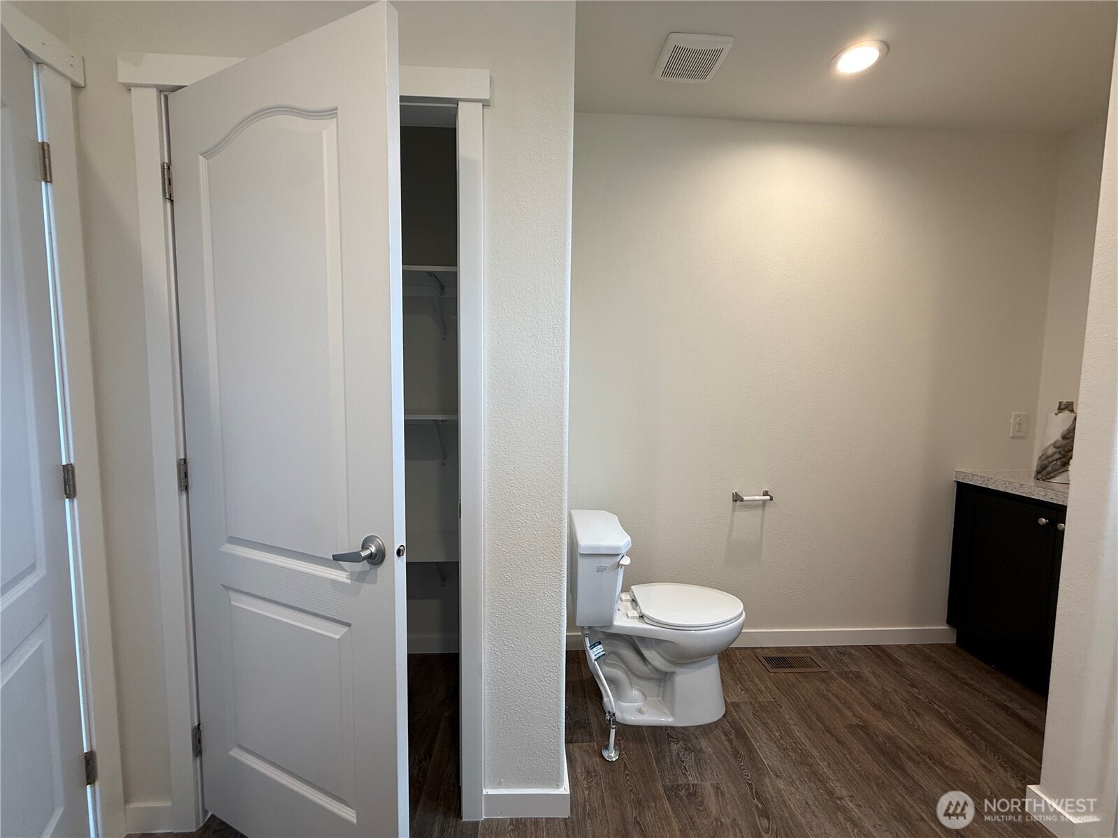 861 N Iris Avenue Property Photo 14