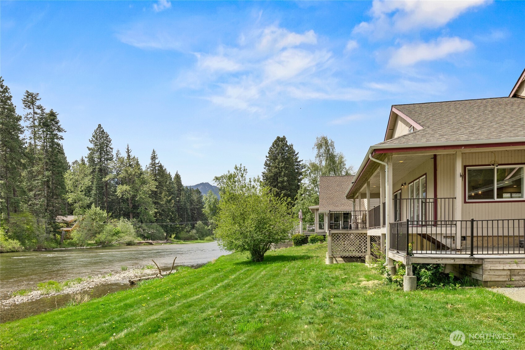 90 Pebble Beach Drive Property Photo 3