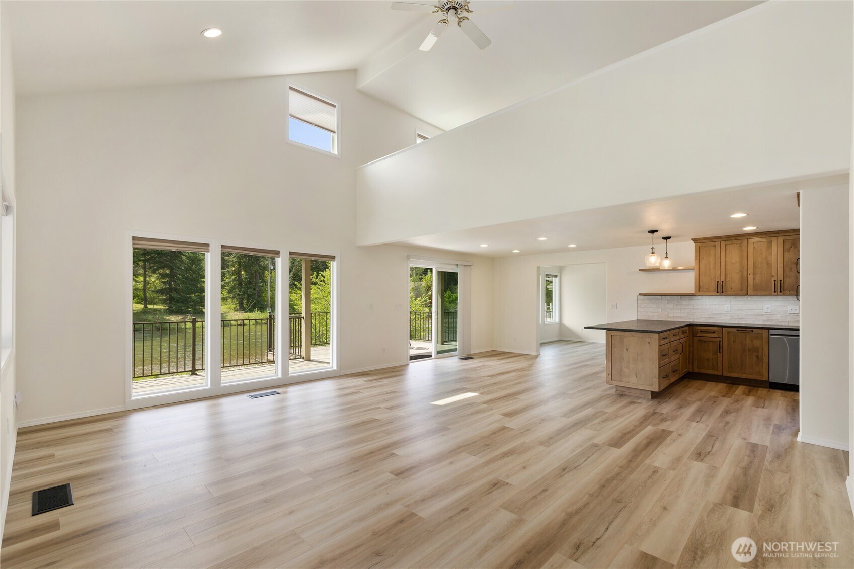90 Pebble Beach Drive Property Photo 8