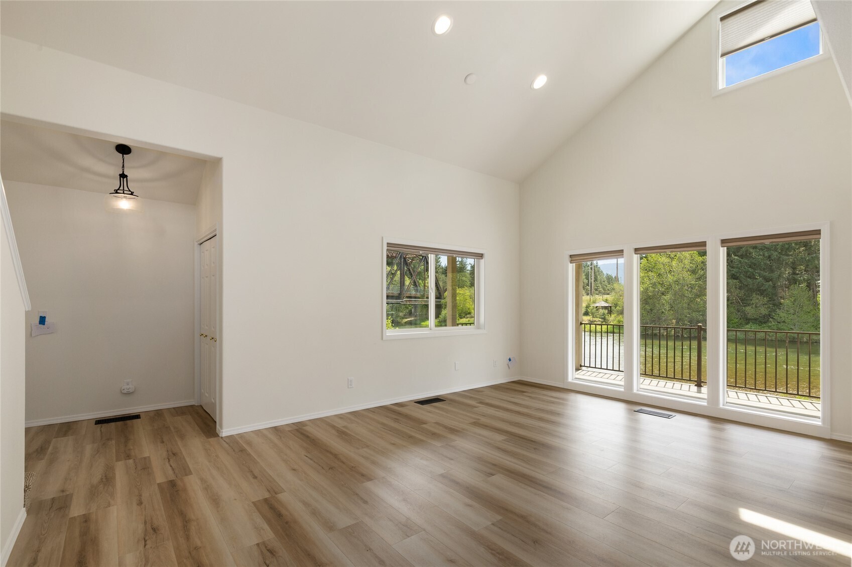 90 Pebble Beach Drive Property Photo 10
