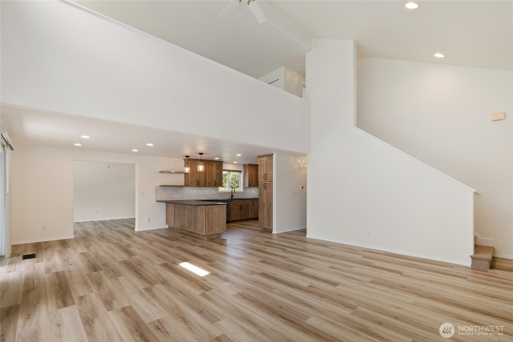 90 Pebble Beach Drive Property Photo 12