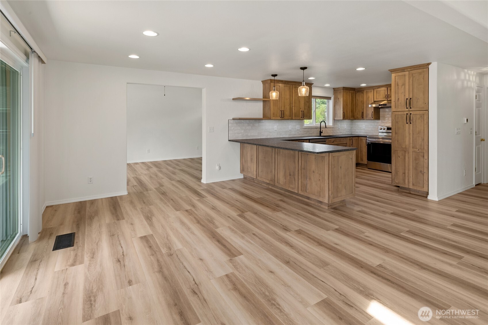 90 Pebble Beach Drive Property Photo 13