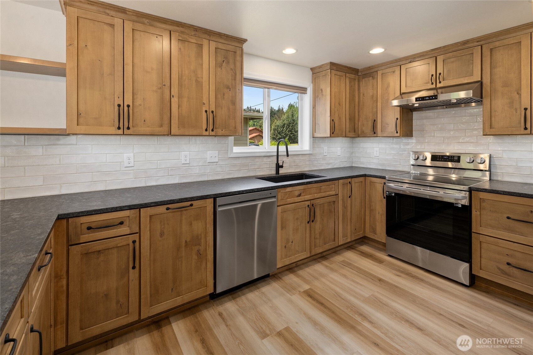 90 Pebble Beach Drive Property Photo 16