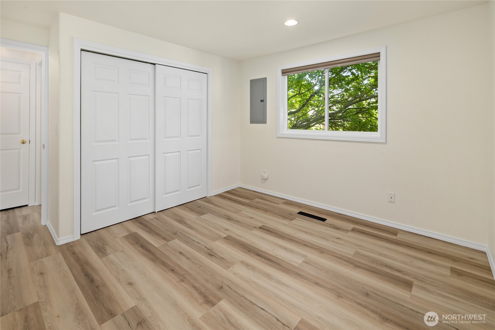 90 Pebble Beach Drive Property Photo 22