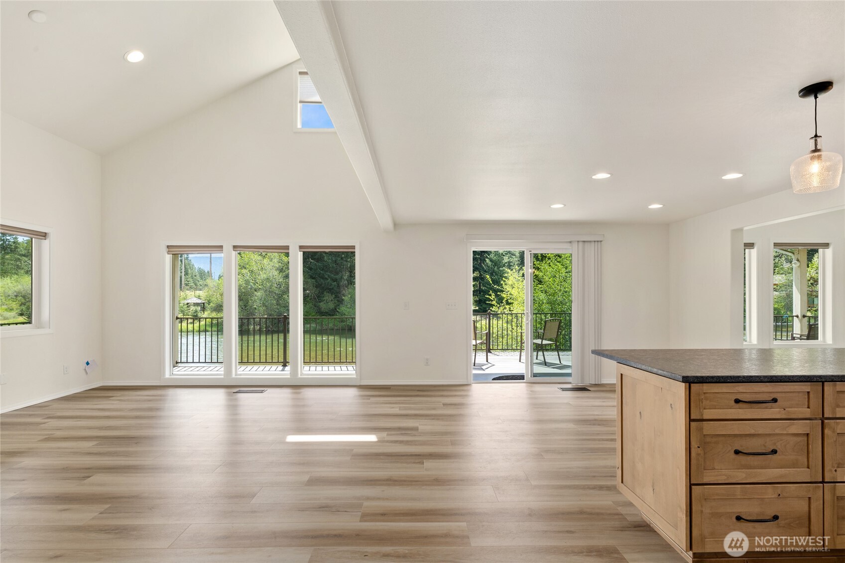 90 Pebble Beach Drive Property Photo 23