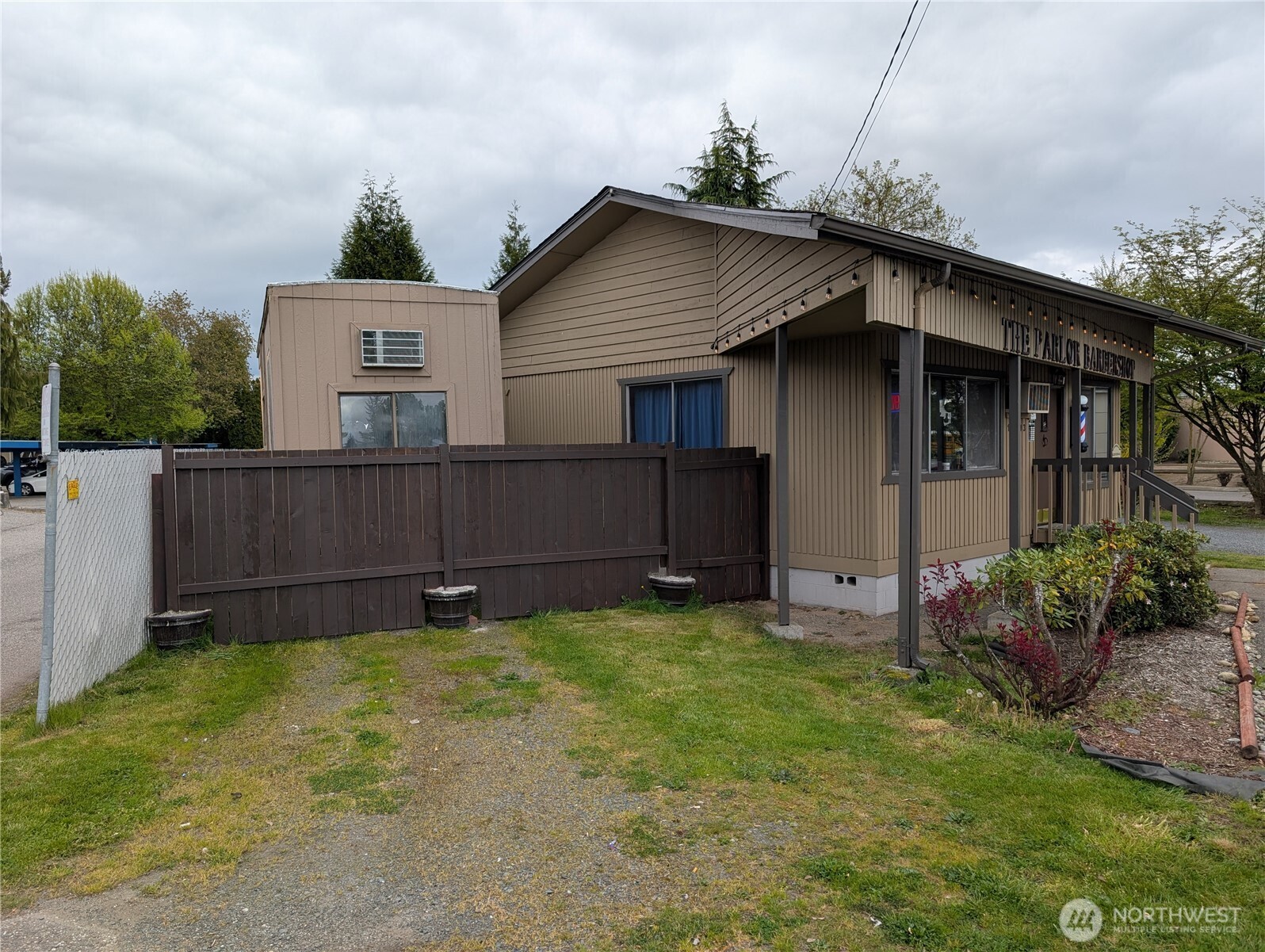 17303 Smokey Point Boulevard Property Photo 6