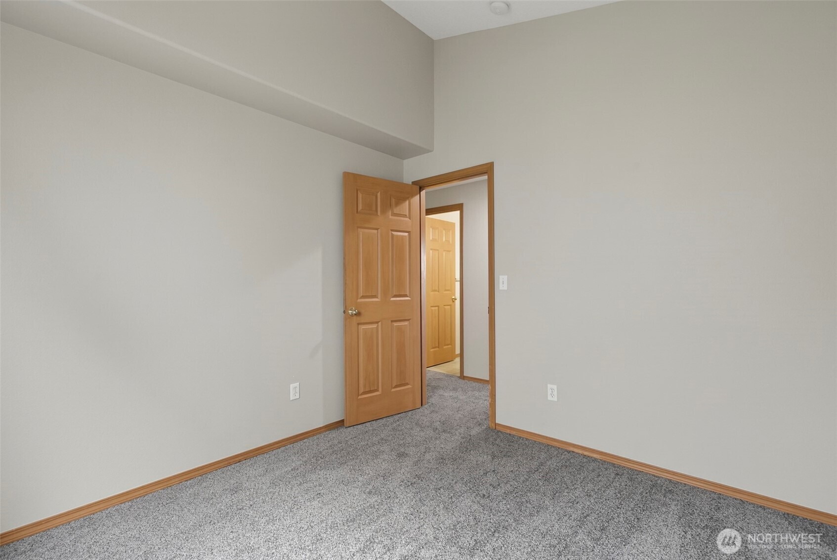 16514 Ne 67th Street Property Photo 18