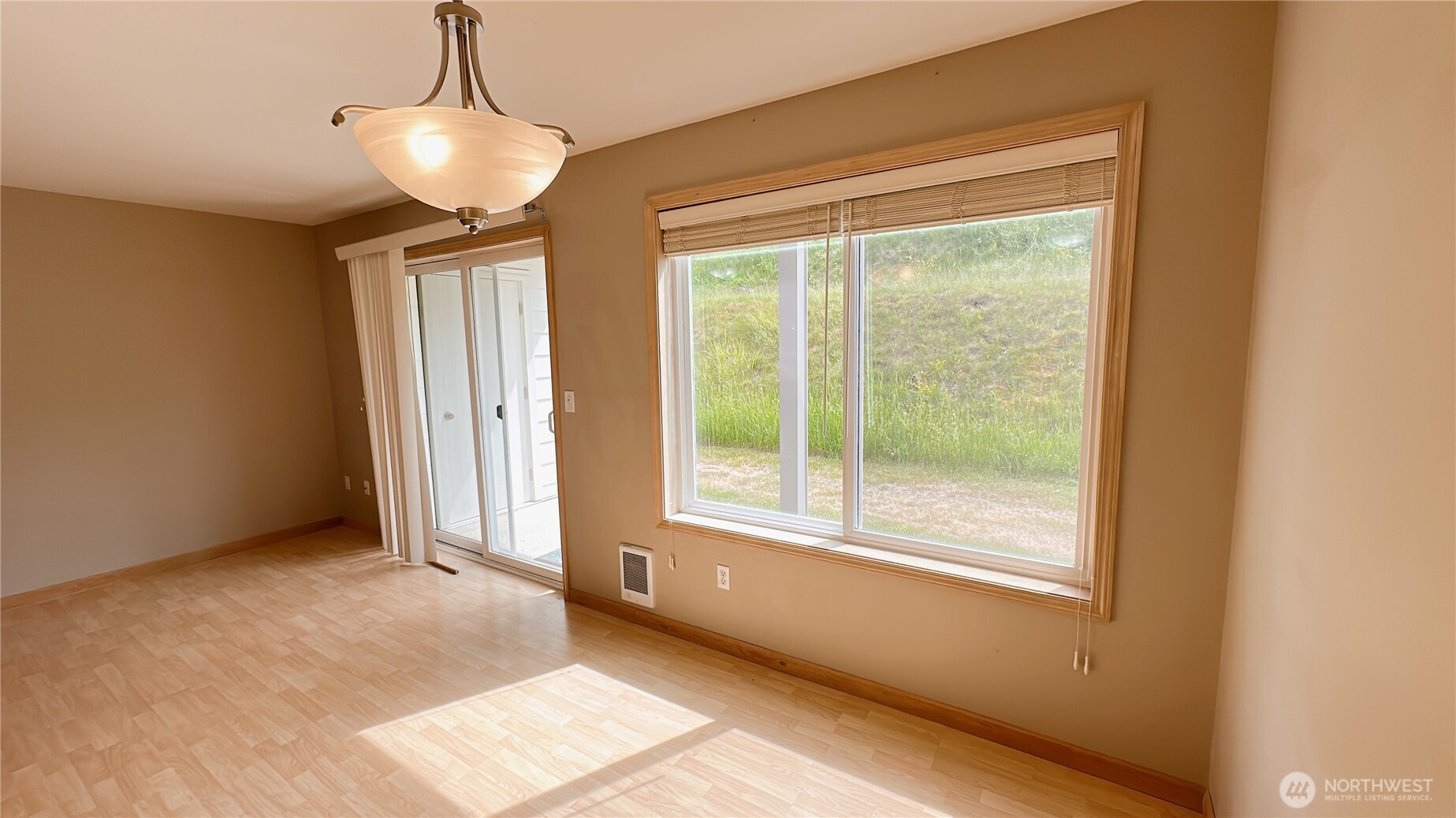 4239 Wintergreen Circle 138 Property Photo 11
