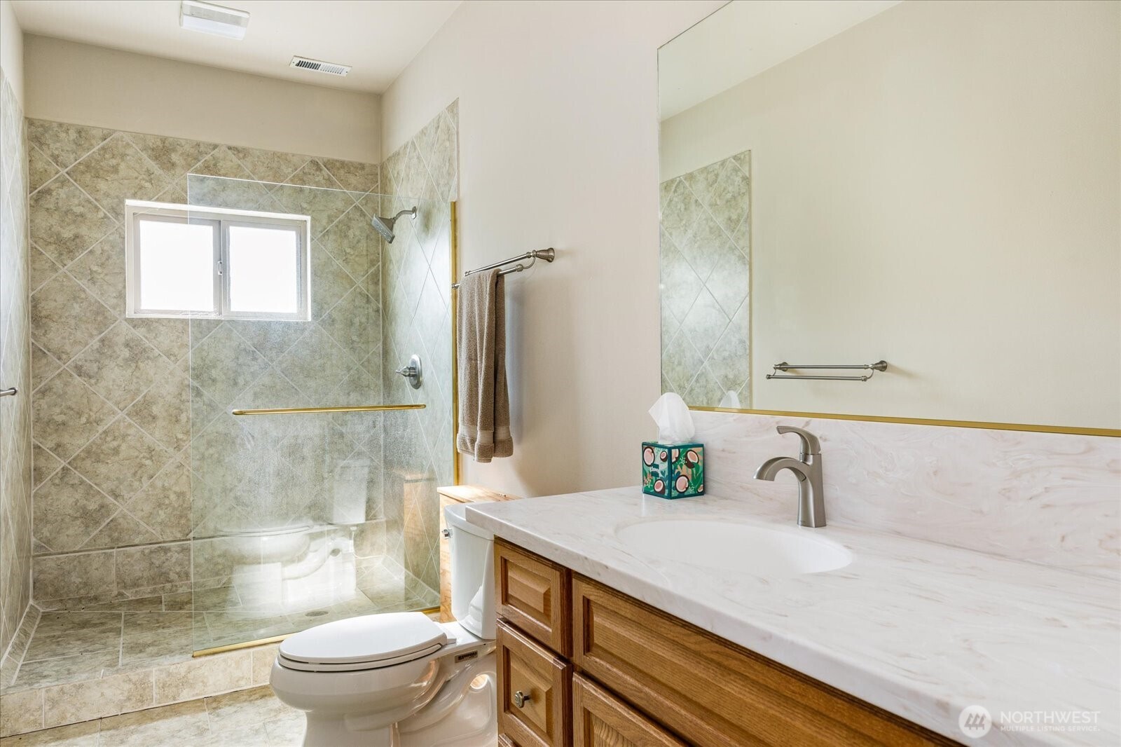 2364 Strawberry Point Road Property Photo 34