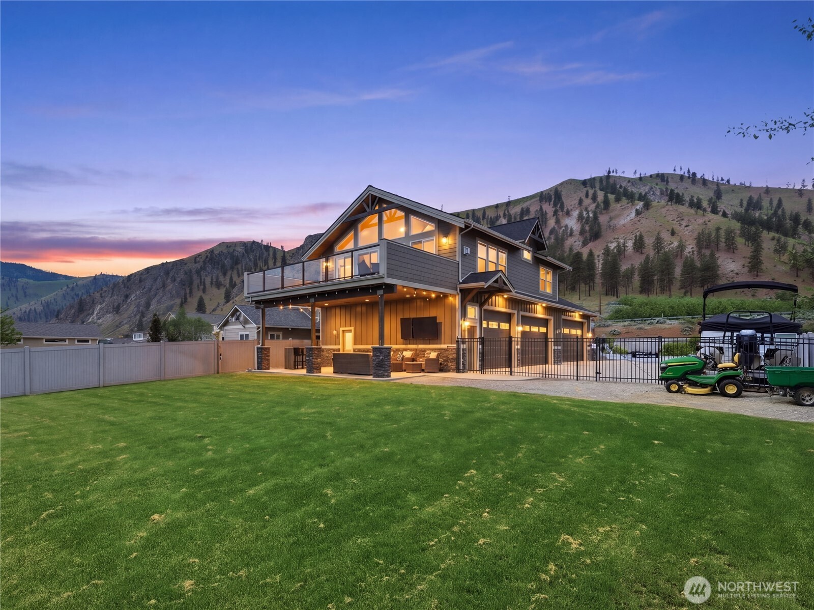 186 Shypoke Place Property Photo 2