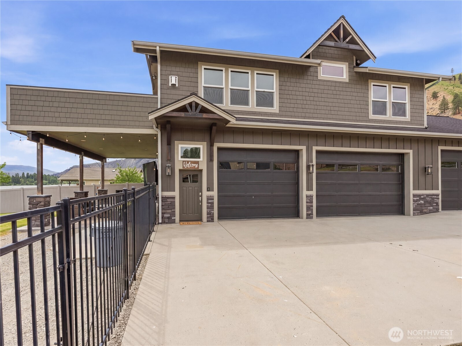 186 Shypoke Place Property Photo 4