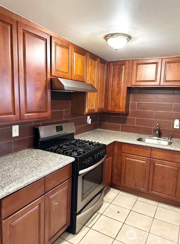 4207 S Bateman Street Property Photo 5