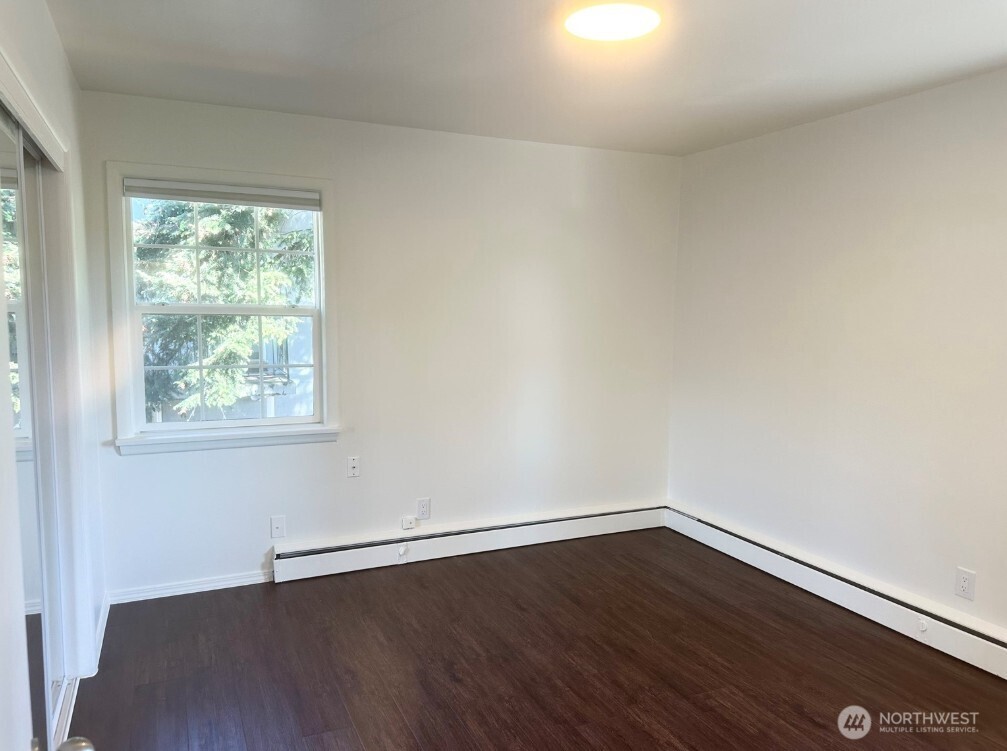 4207 S Bateman Street Property Photo 8