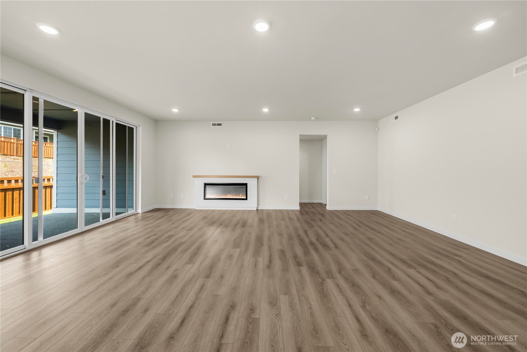 13906 208th Avenue Property Photo 11