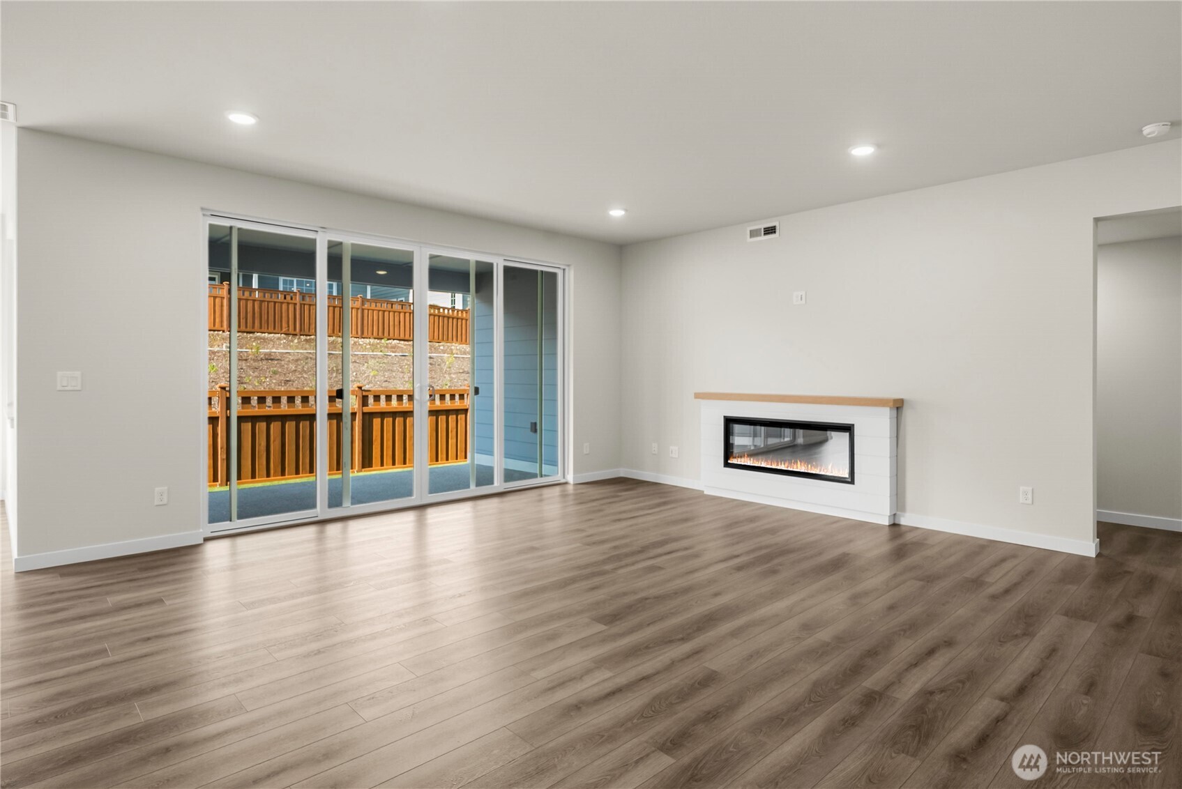 13906 208th Avenue Property Photo 13