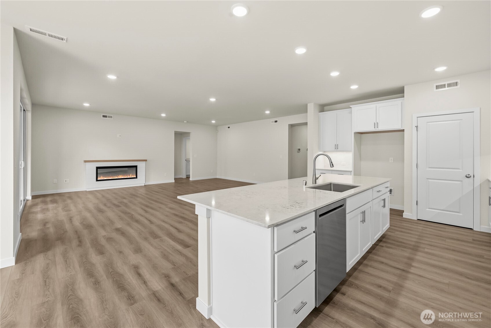13906 208th Avenue Property Photo 23