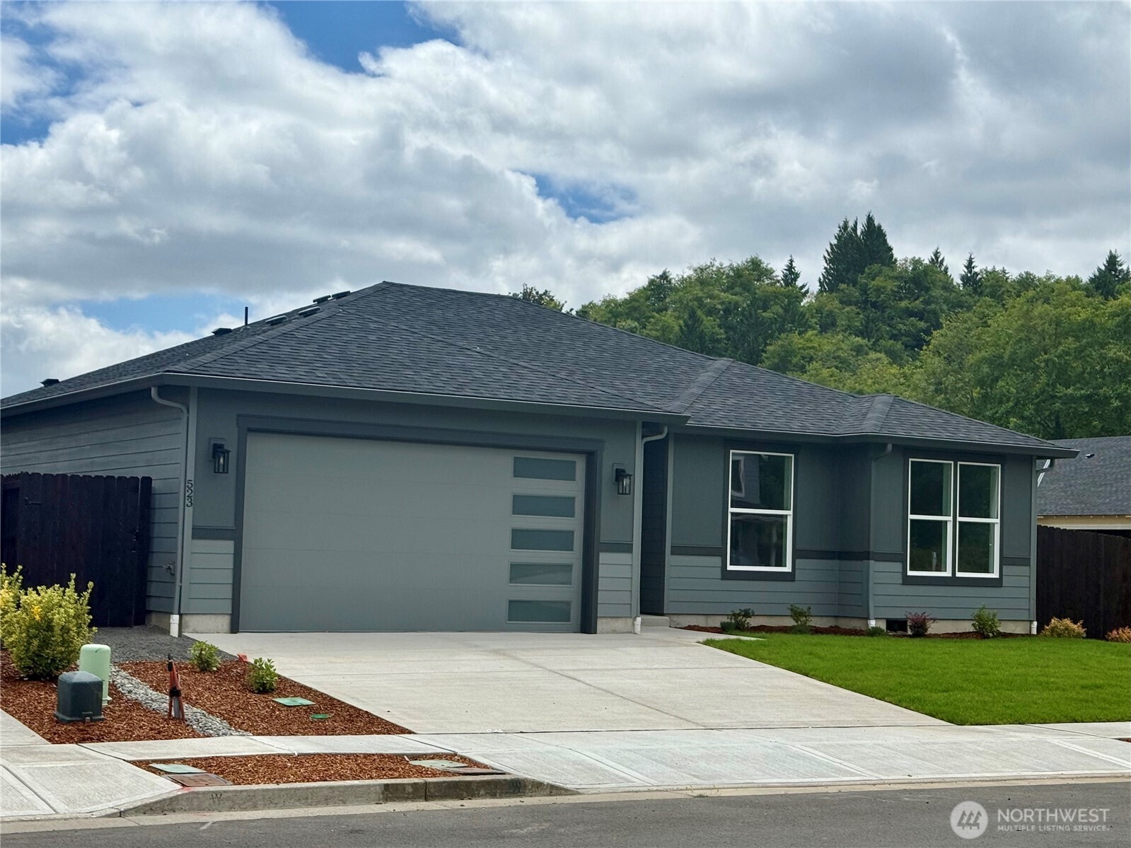 523 Rainbow Way Property Photo 2