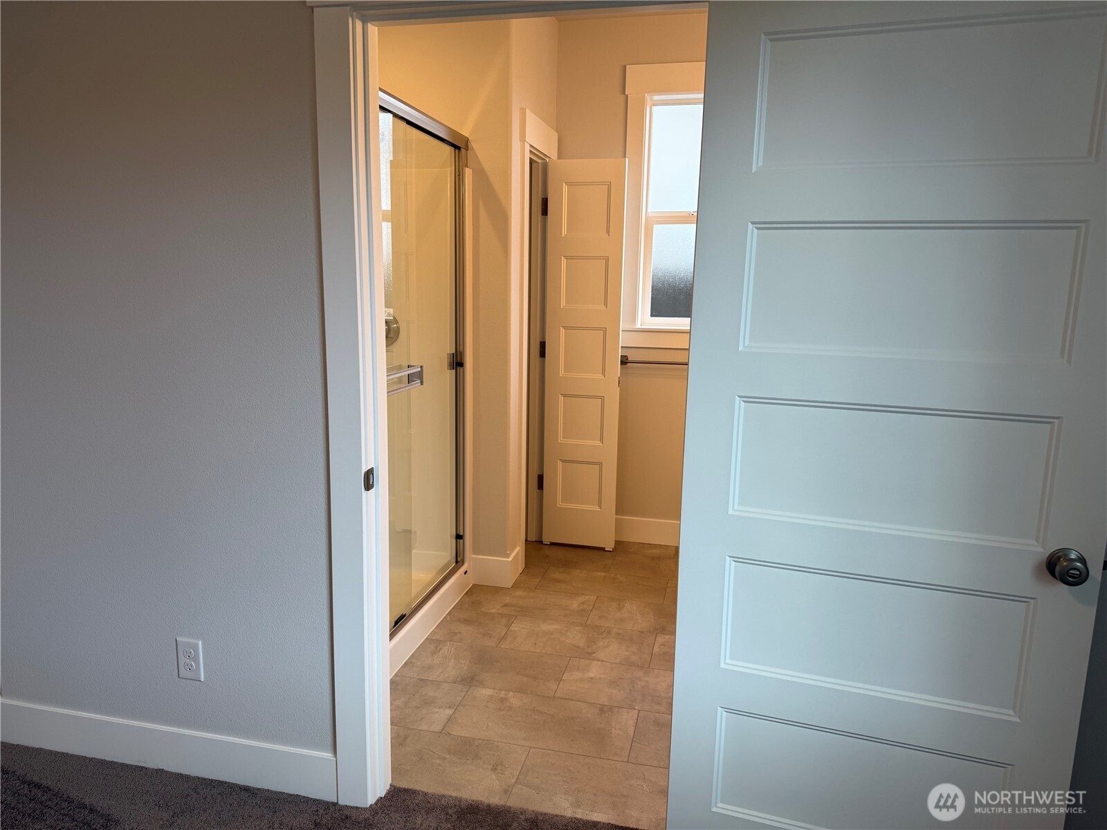 523 Rainbow Way Property Photo 4