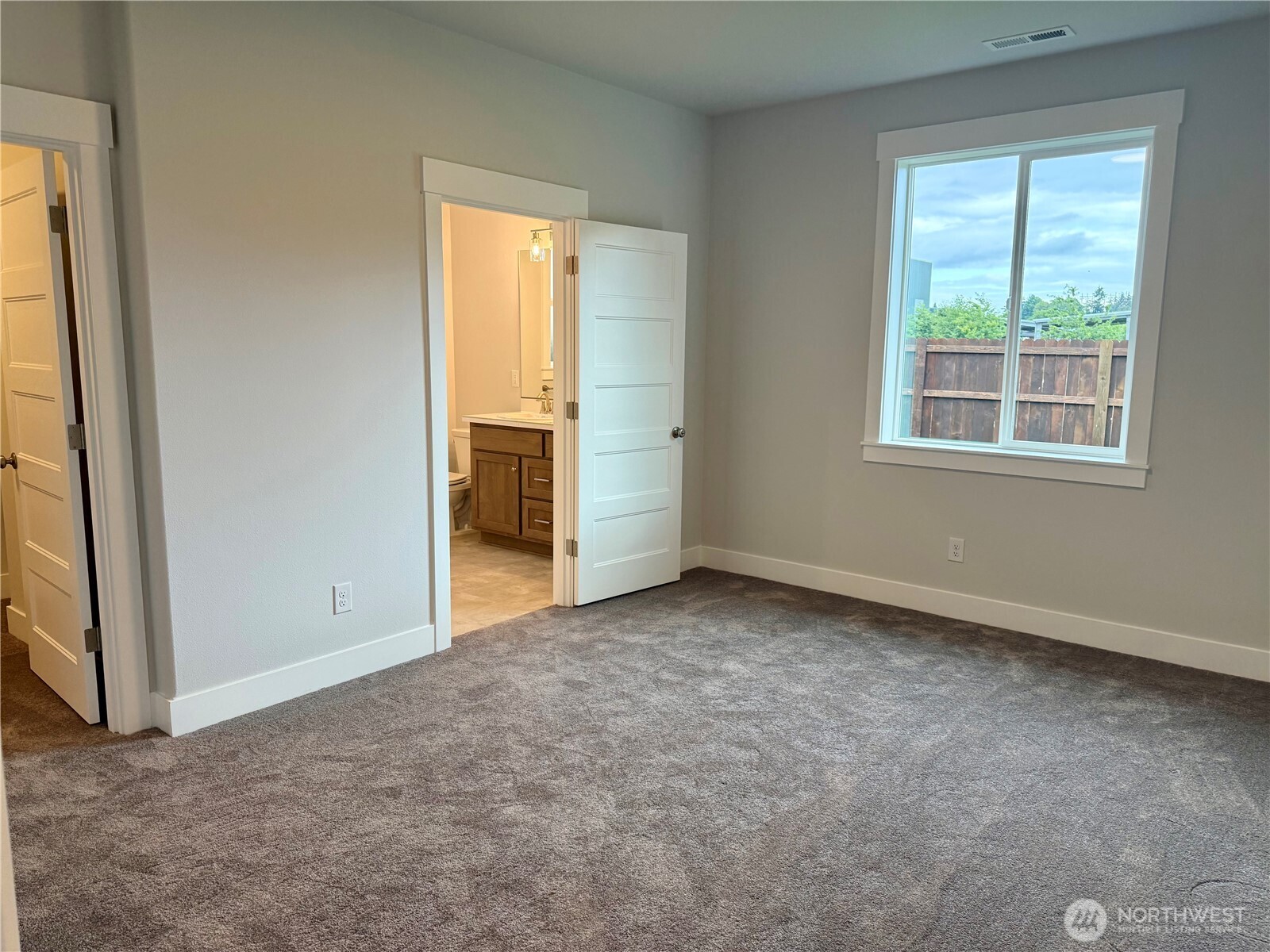 523 Rainbow Way Property Photo 7