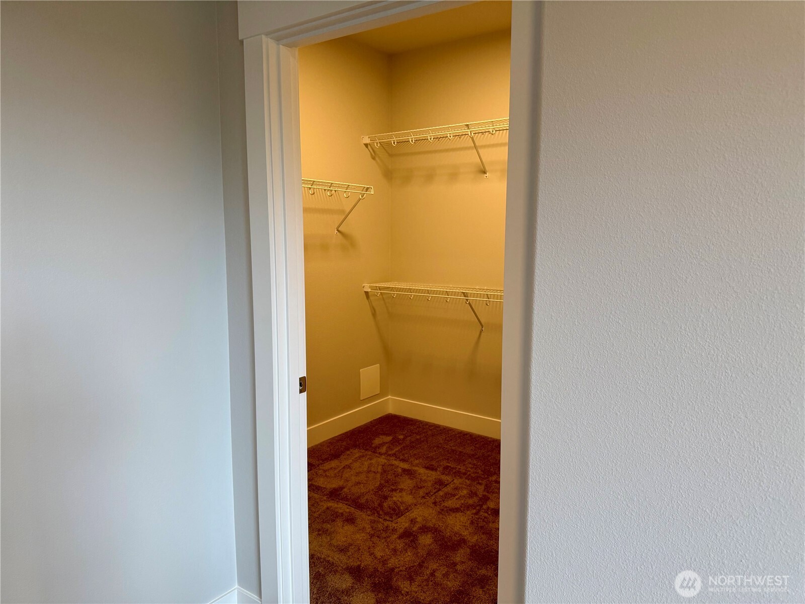 523 Rainbow Way Property Photo 8
