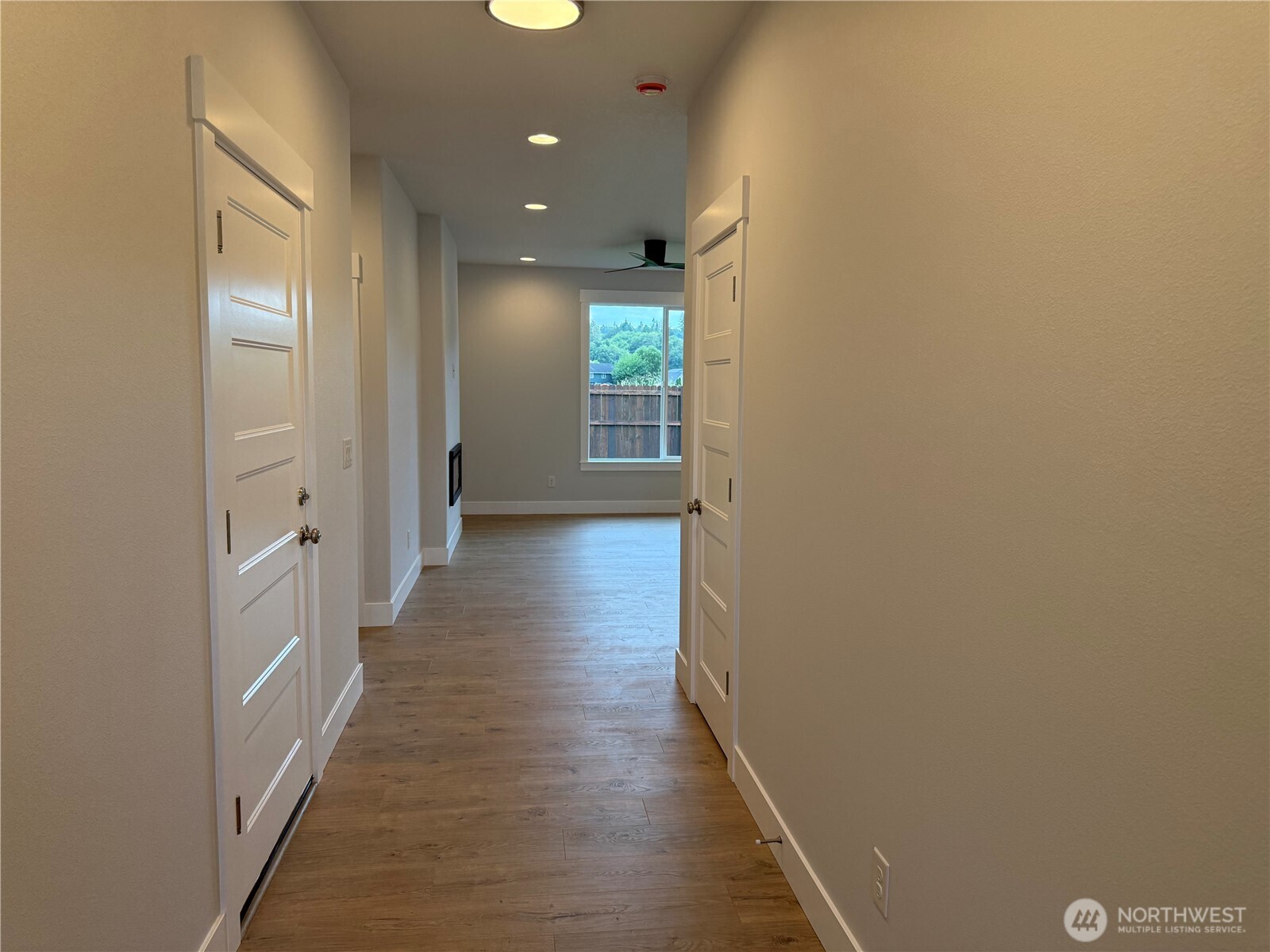 523 Rainbow Way Property Photo 14