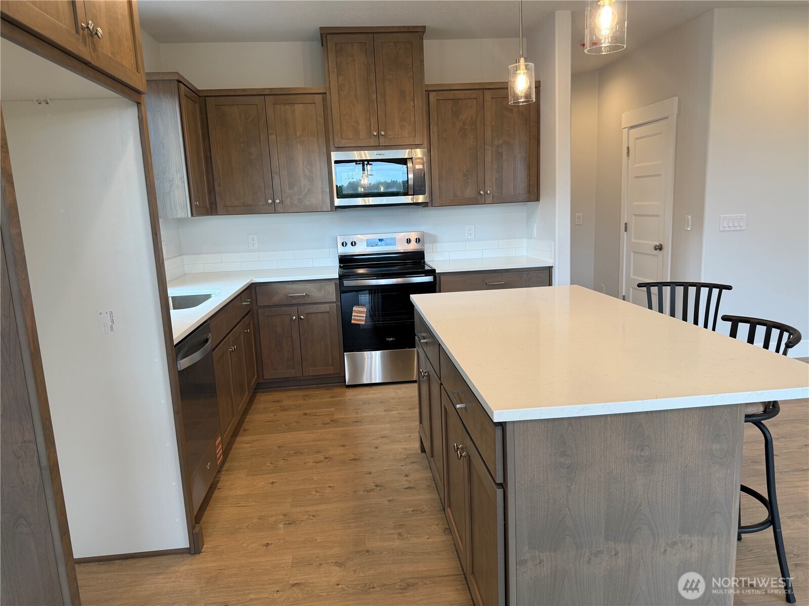 523 Rainbow Way Property Photo 23