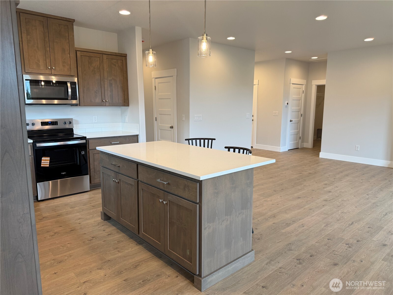 523 Rainbow Way Property Photo 26