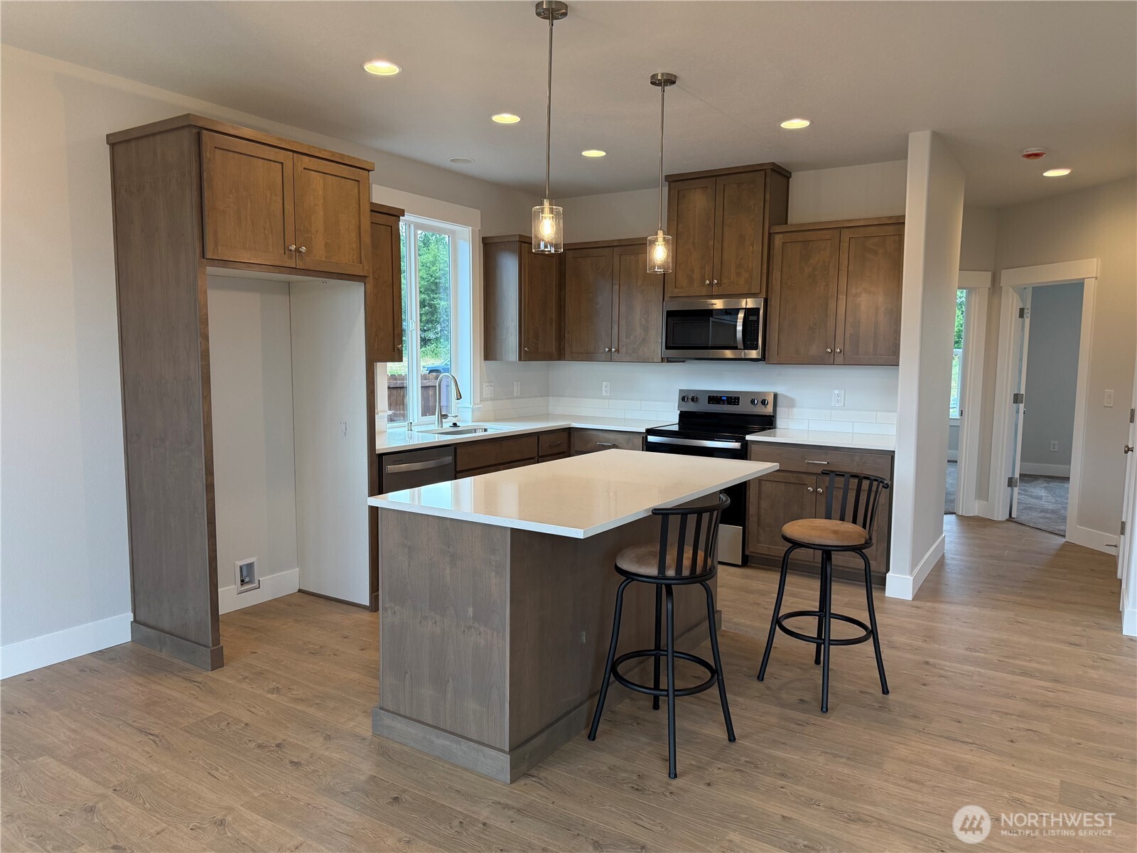 523 Rainbow Way Property Photo 31