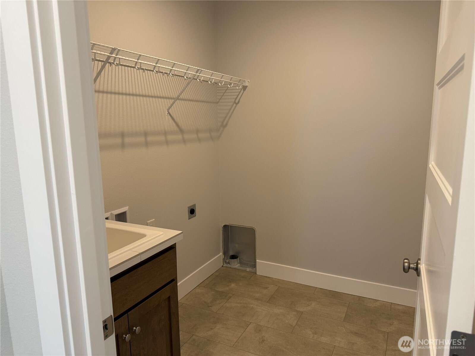 523 Rainbow Way Property Photo 35