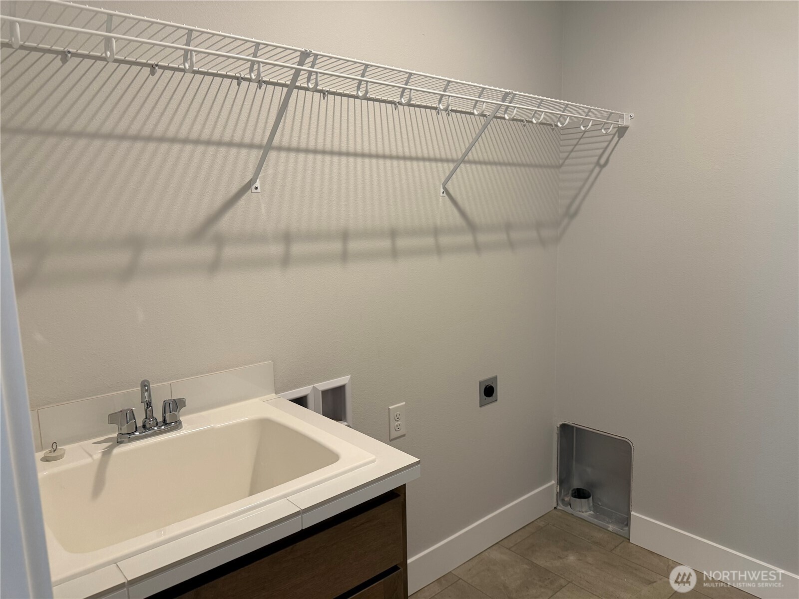 523 Rainbow Way Property Photo 36