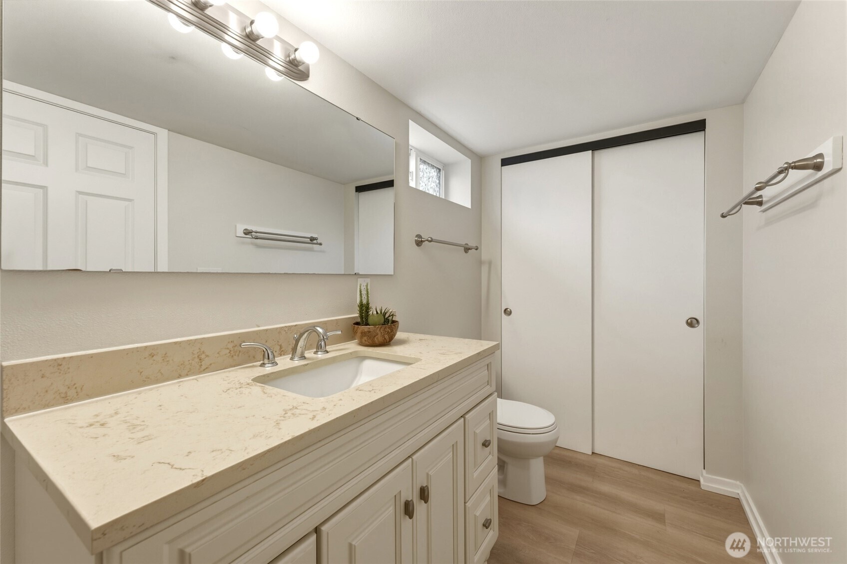 709 Hobson Street Property Photo 31