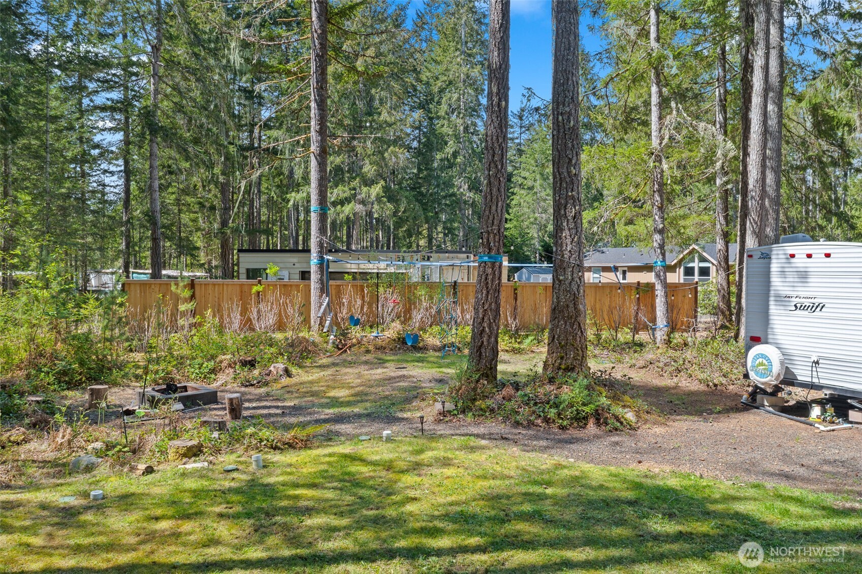 101 N Brook Lane Property Photo 9