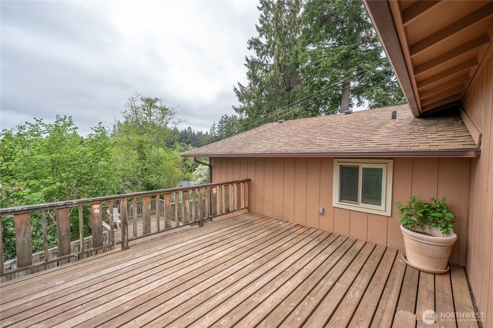 729 7th Avenue Property Photo 20