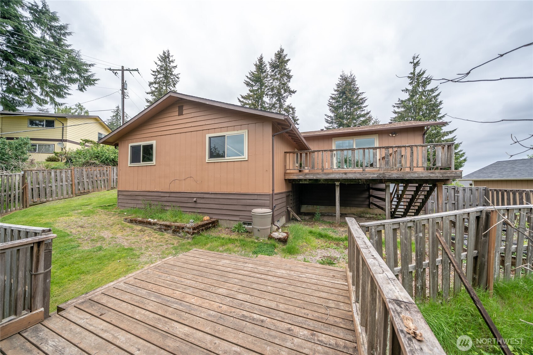 729 7th Avenue Property Photo 23