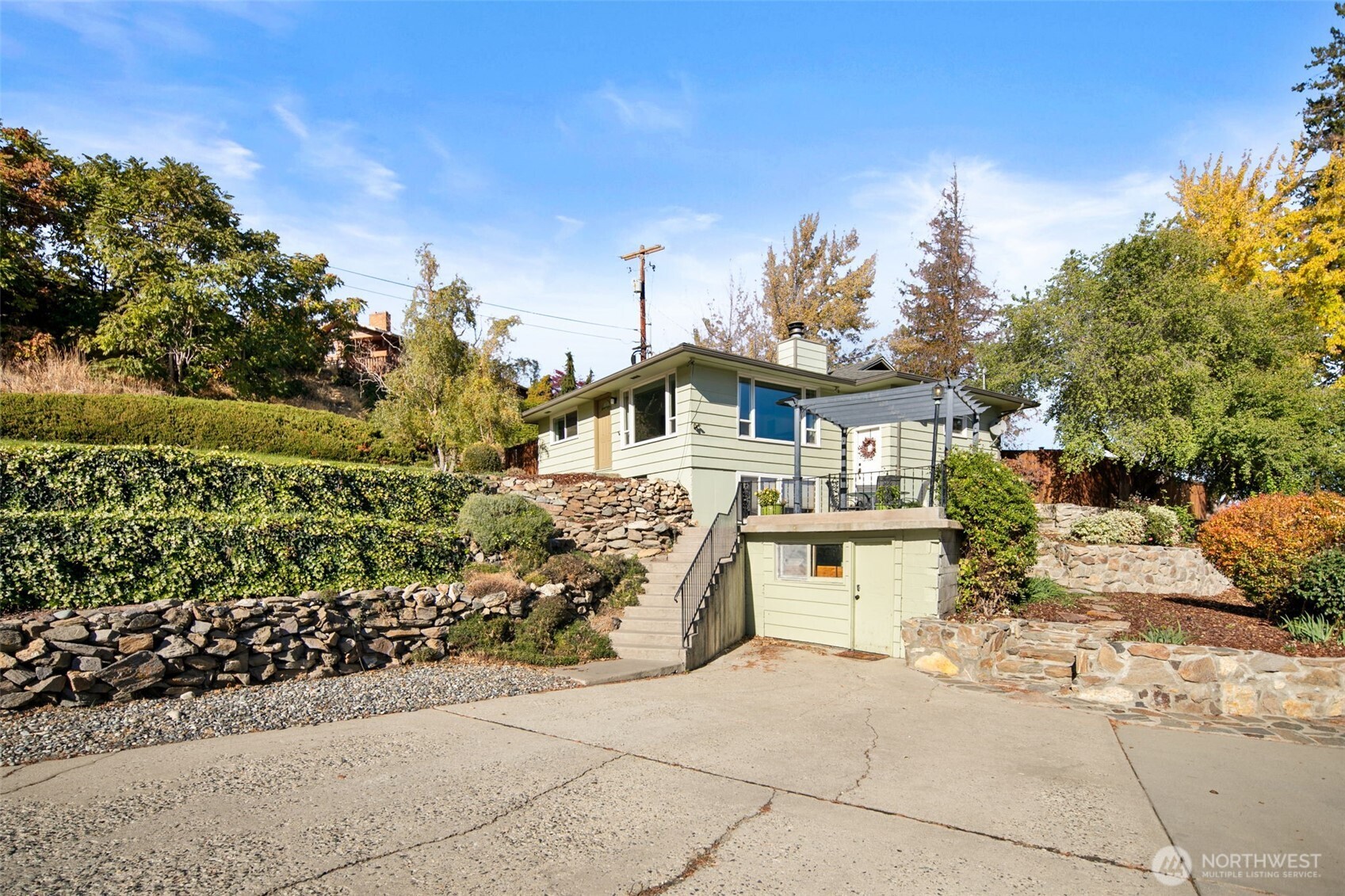 1216 Crawford Avenue Property Photo 3