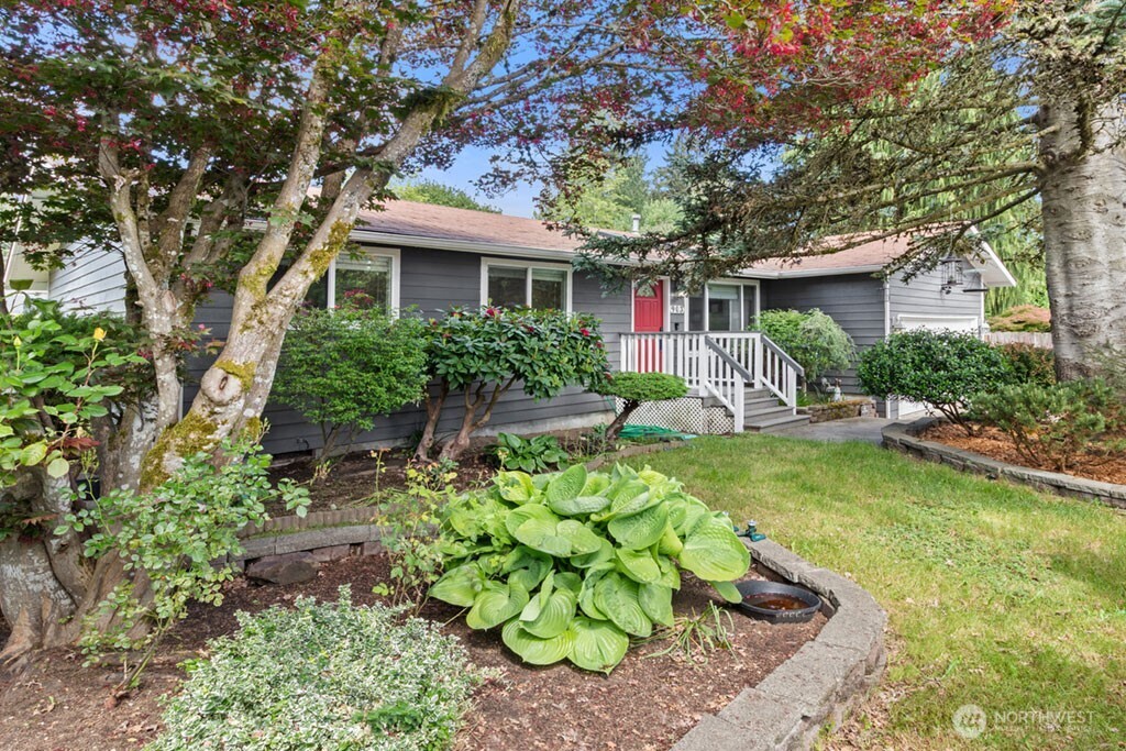 903 9th Avenue Property Photo 1