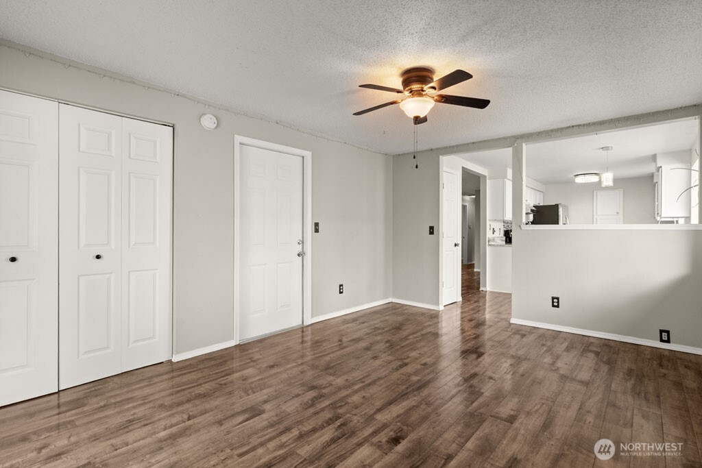 903 9th Avenue Property Photo 13