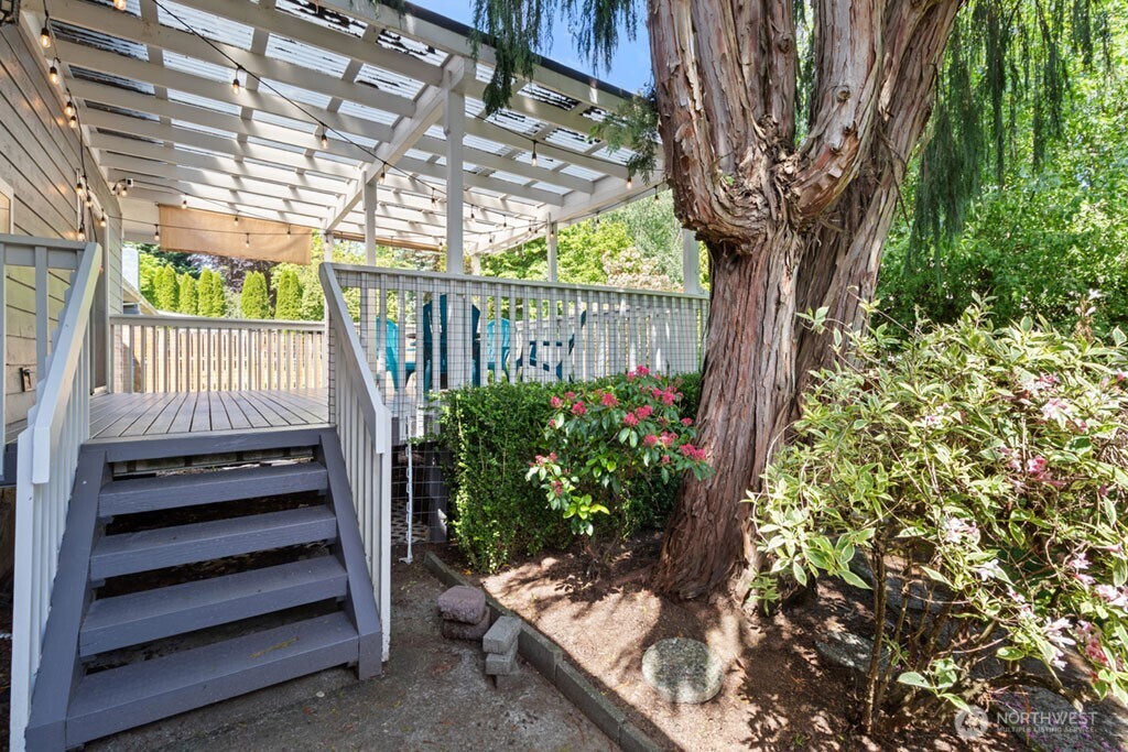903 9th Avenue Property Photo 30