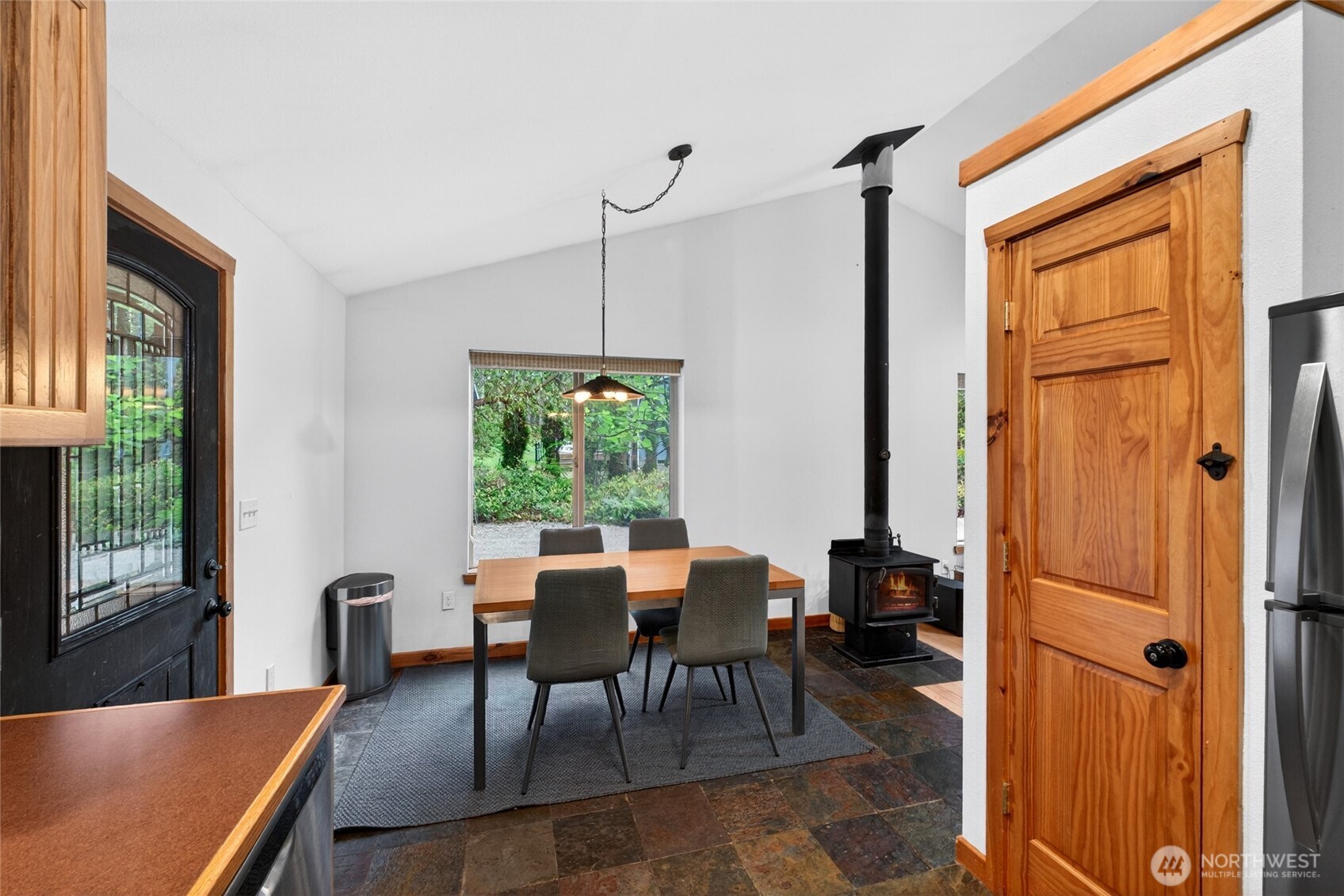 10203 Matthews Avenue Property Photo 12