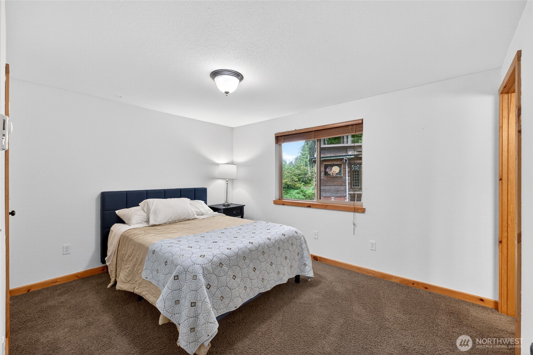 10203 Matthews Avenue Property Photo 16