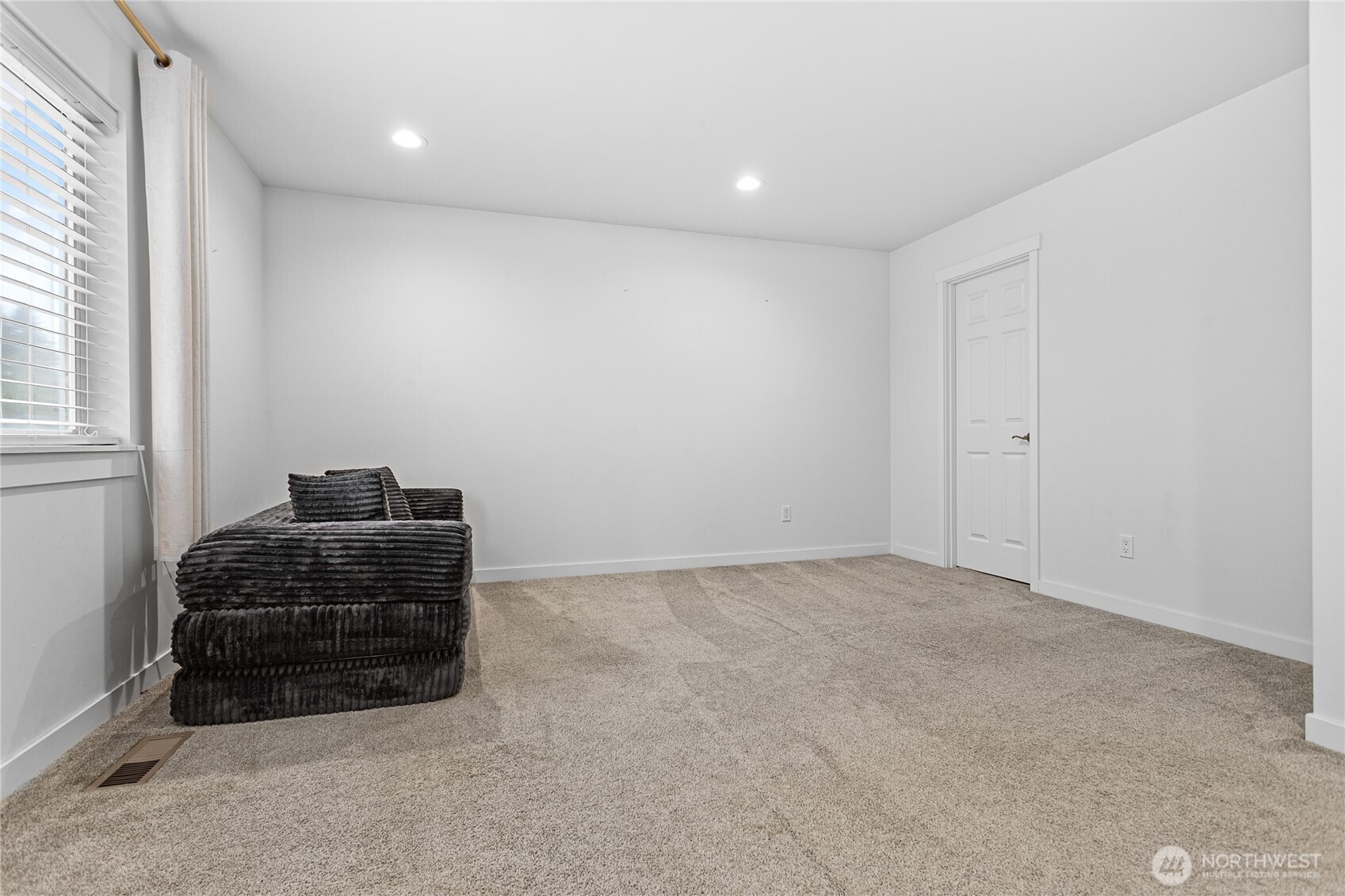 256 Whitetail Loop Property Photo 14